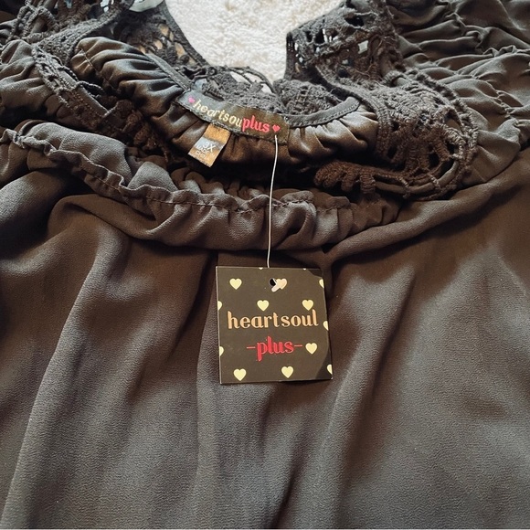 Heart Soul Plus Black Chiffon Mini-Shirred Sleeves-Embroidered Lace-Size 3X - Picture 8 of 11